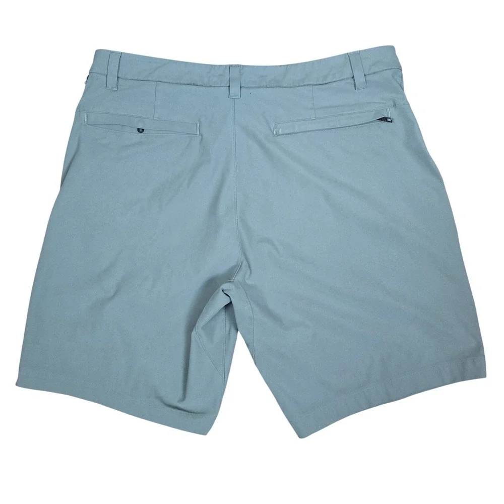 Lululemon Men's Commission Golf Shorts Size 33 Sage Green Technical Activewear